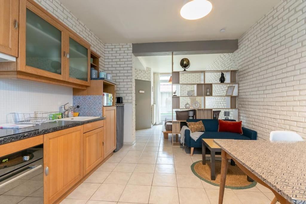 Le Graphite Apartman Auboue Kültér fotó